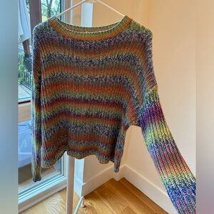 Multi-colored sweater with crew scoop neck